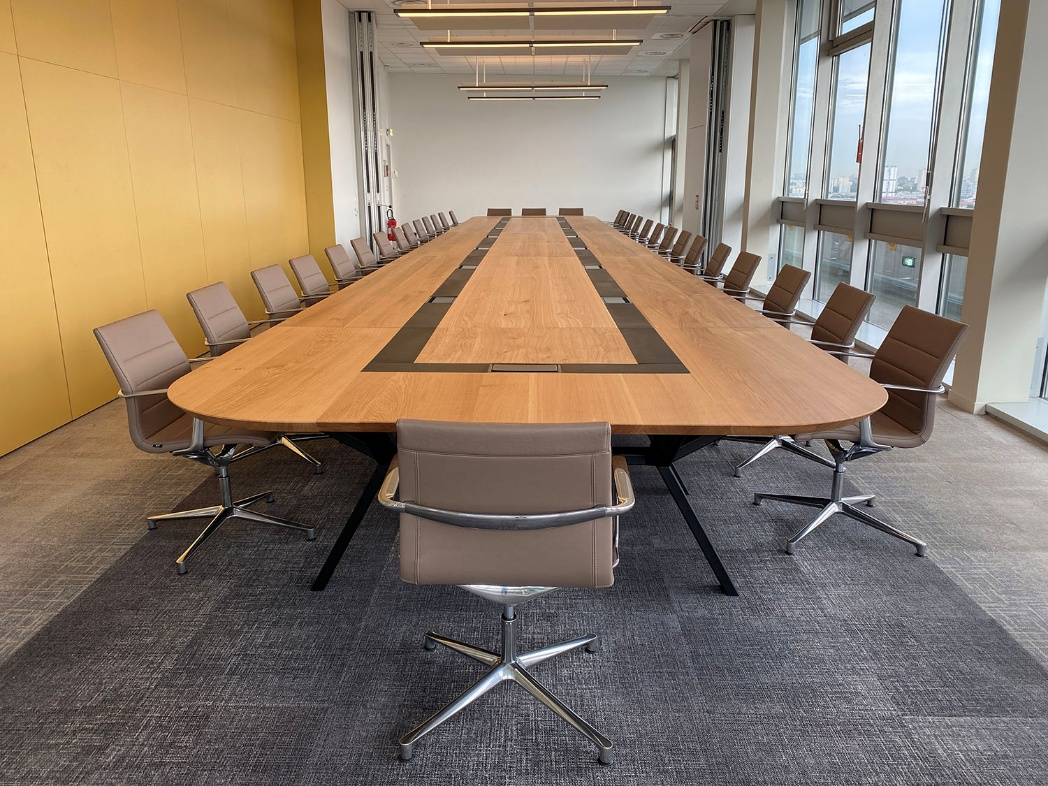 Table de réunion